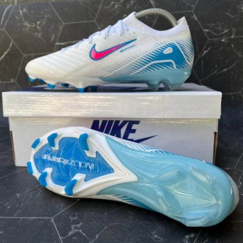 ستارز NIKE AIRZOOM ميرور اوريجينال ” روز في اسود “