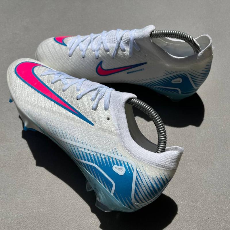 ستارز NIKE AIRZOOM ميرور اوريجينال ” روز في اسود “