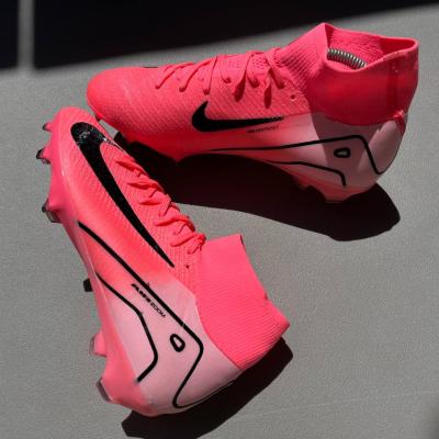 ستارز NIKE AIRZOOM ميرور اوريجينال ” فوشيا في اسود “